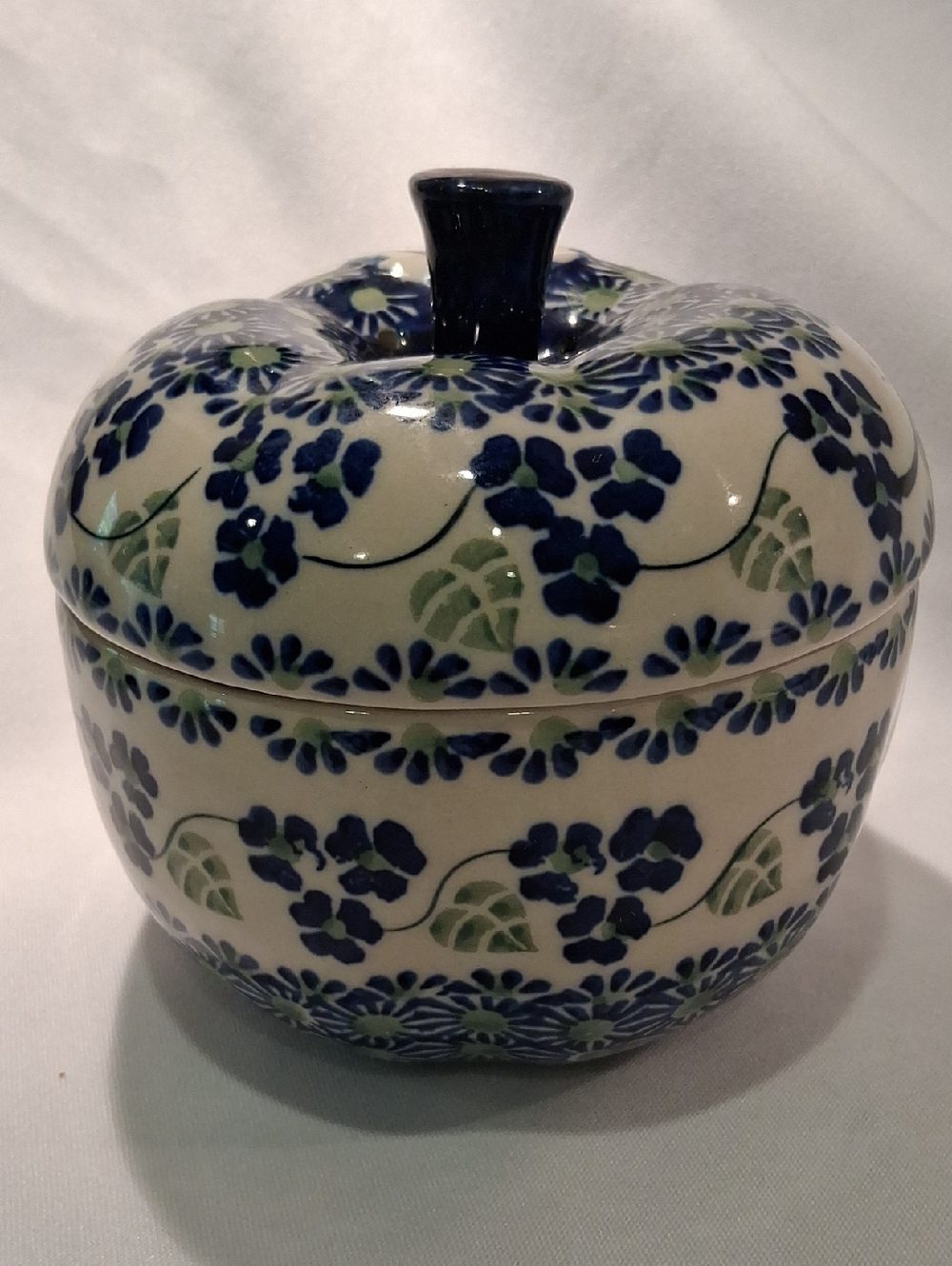 Boleslawiec Blue Floral Ceramic Lidded Garlic Keeper Jar